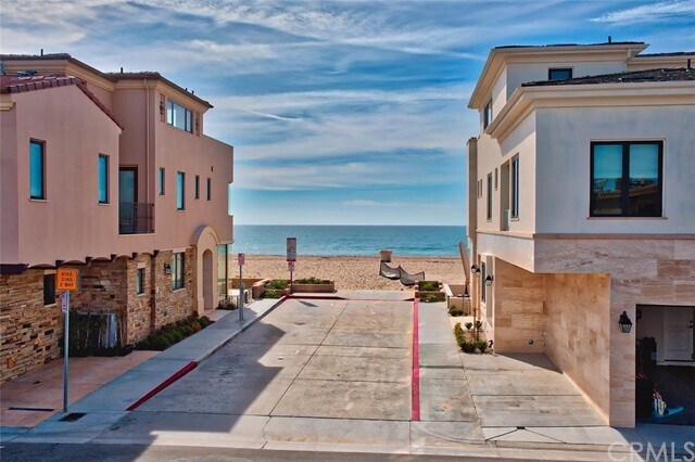 Building Photo - 1825 W Balboa Blvd