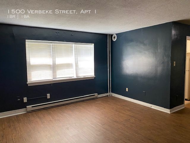 Building Photo - 1500 Verbeke St