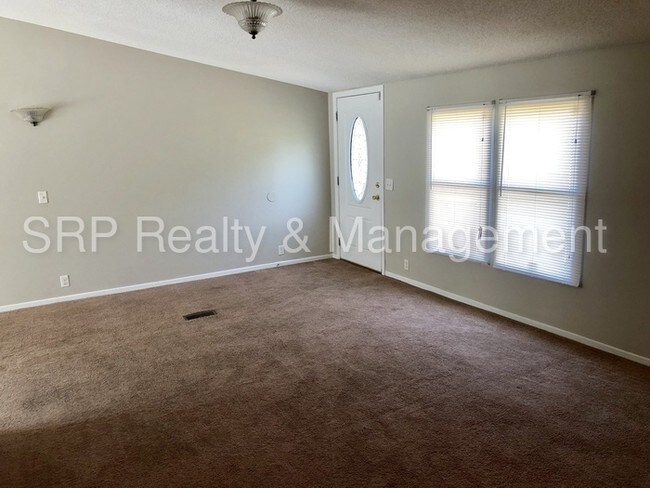 Building Photo - 4557 Red Apple Dr