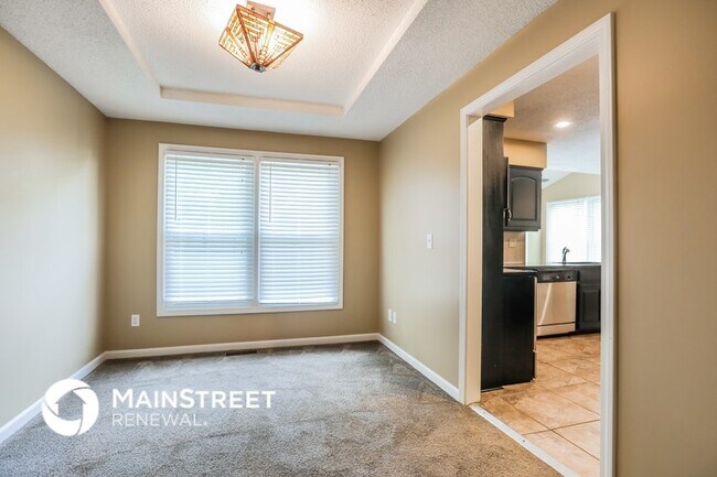 Foto del edificio - 15456 Robinson St