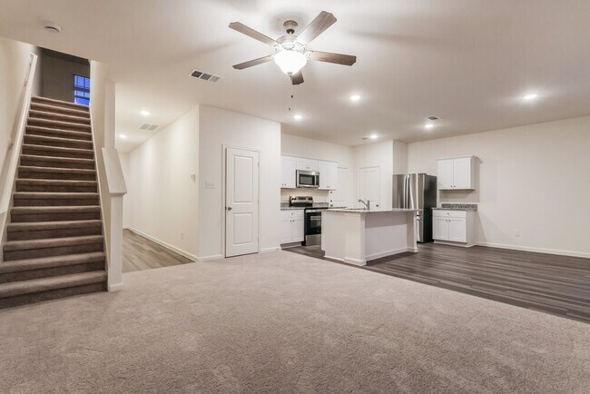 Building Photo - 15330 Abella Dr