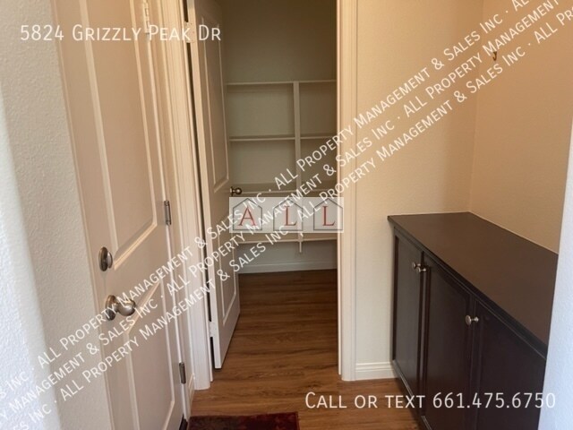 Foto del edificio - 5824 Grizzly Peak Dr