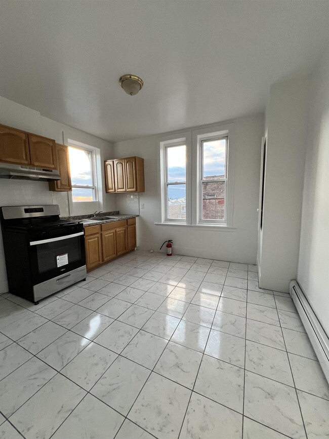 Building Photo - 1201 John F. Kennedy Blvd