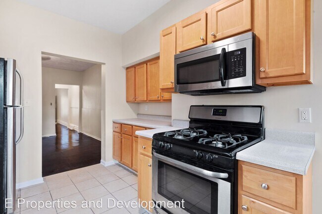 Foto del edificio - 2 br, 2 bath House - 3827 Mintwood Street