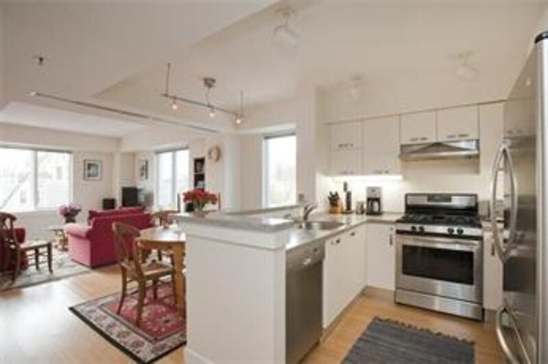 Foto principal - 369 Franklin St