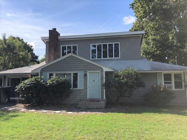 Foto del edificio - 15 Evelyn Dr