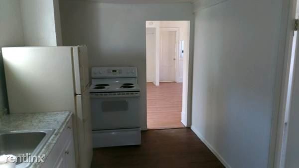 Building Photo - 1 br, 1 bath Apartment - 209 Spencer St
