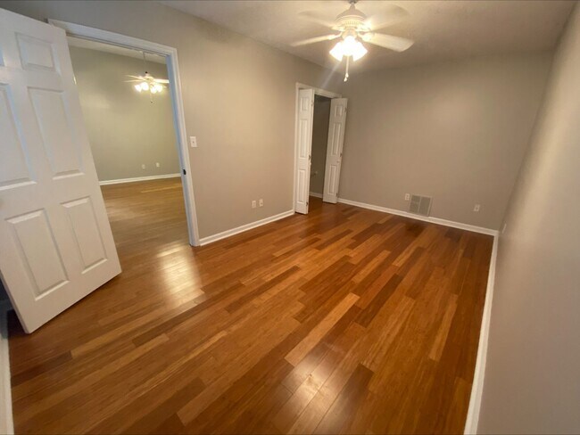 Foto del edificio - BEAUTIFUL 3 BEDROOM CONDO IN THE HARDIN VALLEY AREA!!!