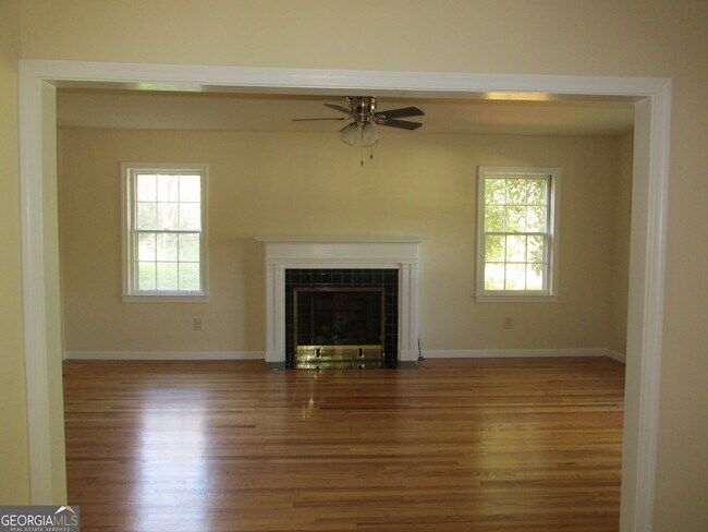 Foto del edificio - 6739 S Sweetwater Rd