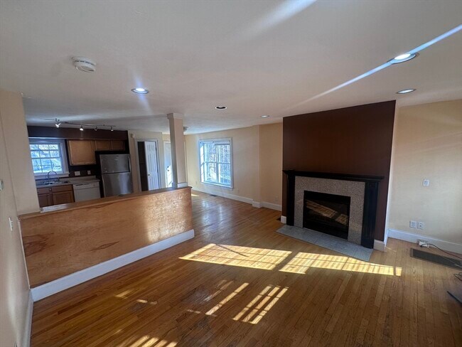 Foto del edificio - 205 Highland St