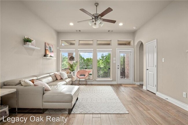 Building Photo - 4 br, 3 bath House - 6712 Llano Stage Trail