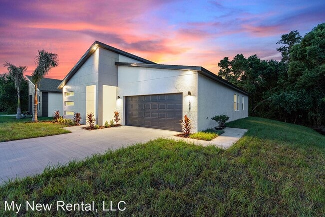 Building Photo - 4 br, 2 bath House - 331 Royal Palm Way
