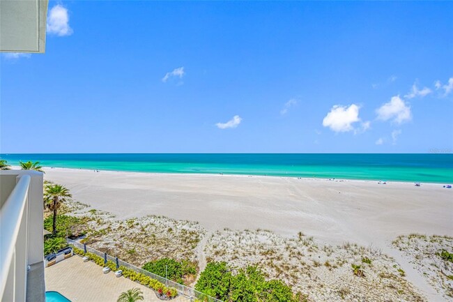 Foto del edificio - 1350 Gulf Blvd