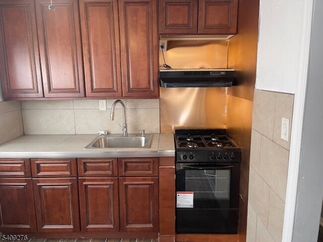 Building Photo - 1112 Rivington St