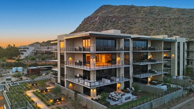 Building Photo - 4849 N Camelback Rdg Dr