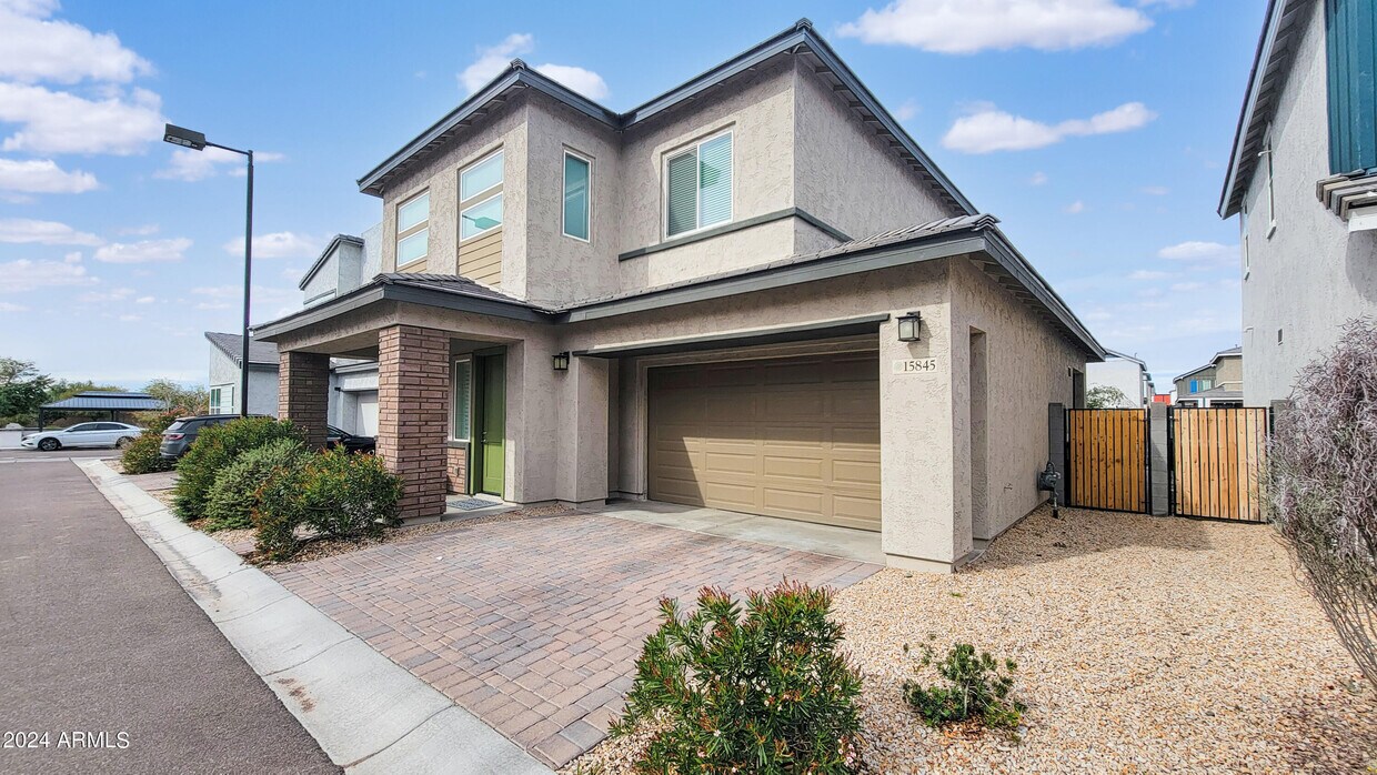 Primary Photo - 15845 N 74th Ln