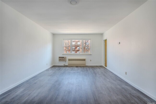 Building Photo - 79-18 150th St