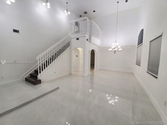 Building Photo - 1841 SW 152nd Ct