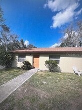 Building Photo - 1028 Lakewood Ct