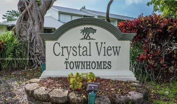 Photo - 838 Crystal Lake Drive Unit 838 Townhome