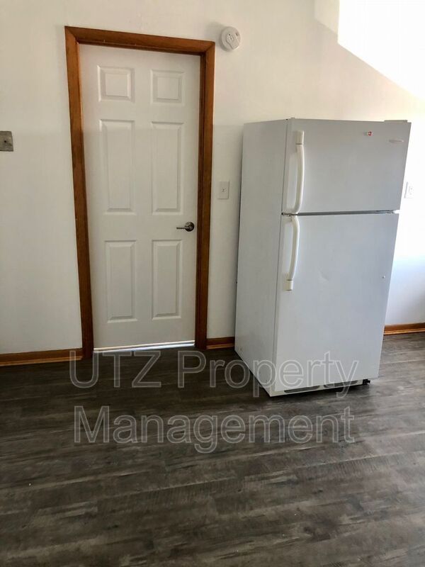 Foto del edificio - 1367 N Main St
