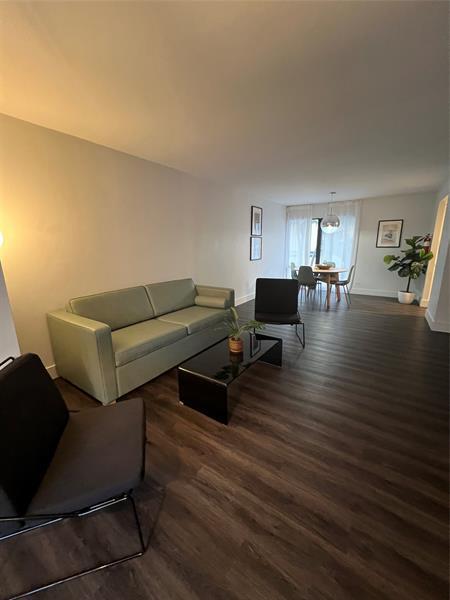 Foto del edificio - 2100 NE 33rd Ave