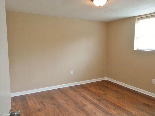 Foto del edificio - 5 br, 2 bath House - 6729 Fallawater Circle