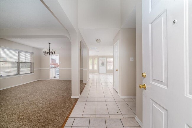 Building Photo - 15103 Beechnut St