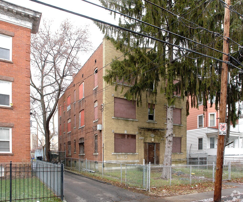 Foto principal - 17 Cabot St