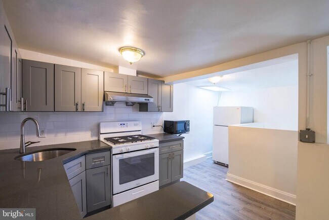 Foto del edificio - 1726 Pine St