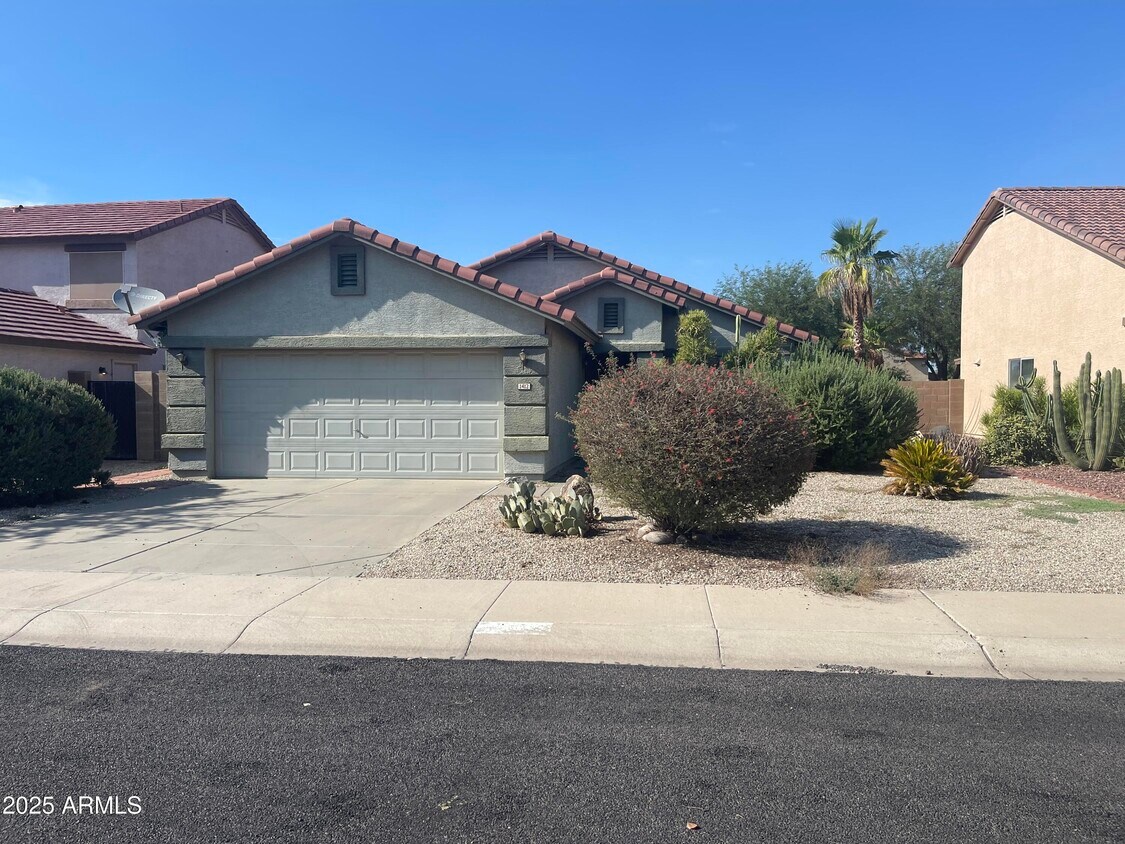 Foto principal - 1412 E 10th Pl