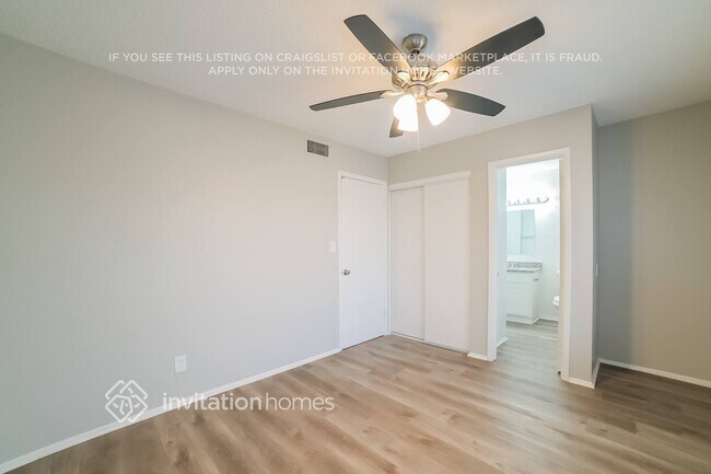 Foto del edificio - 4454 N 105th Ave