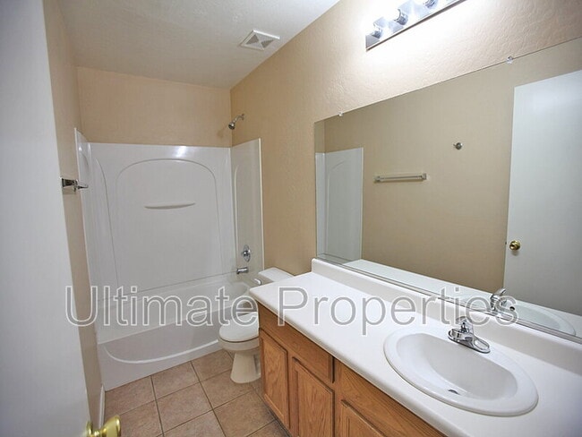 Foto del edificio - 24991 W Dove Ridge