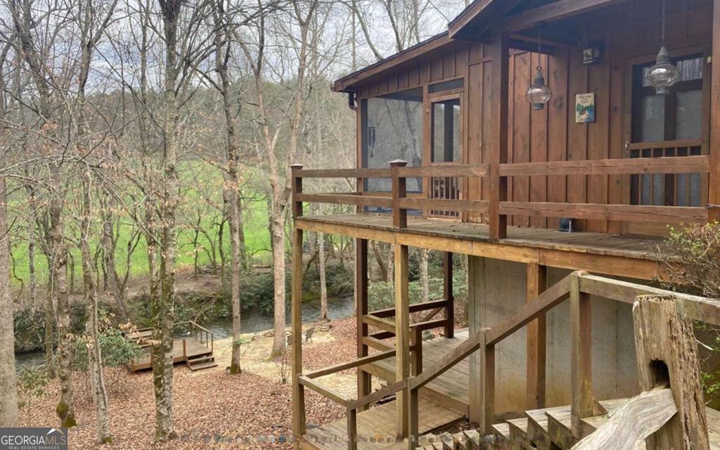 Primary Photo - 174 Lost Valley Ln