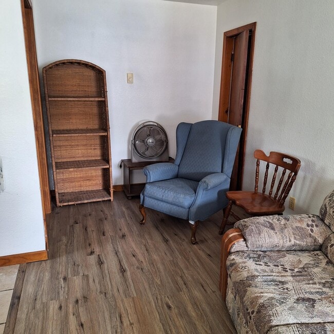 Foto del edificio - 533 N Bluff St