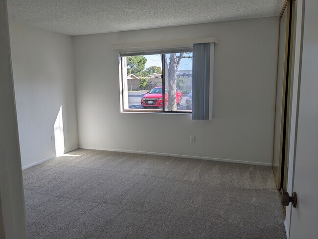 8777 Coral Springs Ct Unit 10 Huntington Beach CA 92646 Condo for 8777 Coral Springs Ct Unit 10 Huntington Beach CA 92646 Condo for