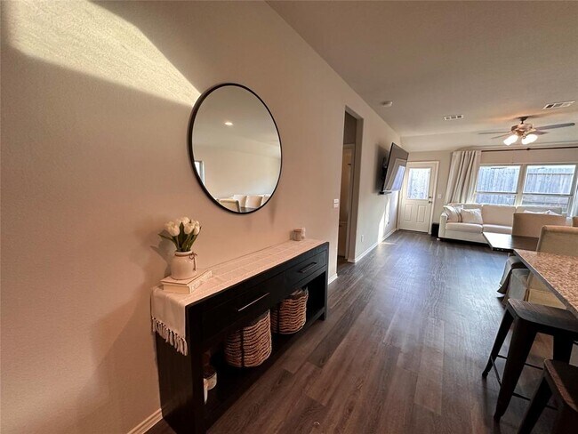 Foto del edificio - 25483 Carnation Ct