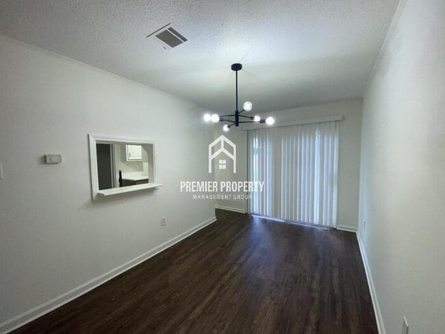 Building Photo - 5818 Port Haven Dr
