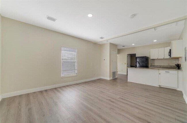 Foto del edificio - 222 N Orlando Ave