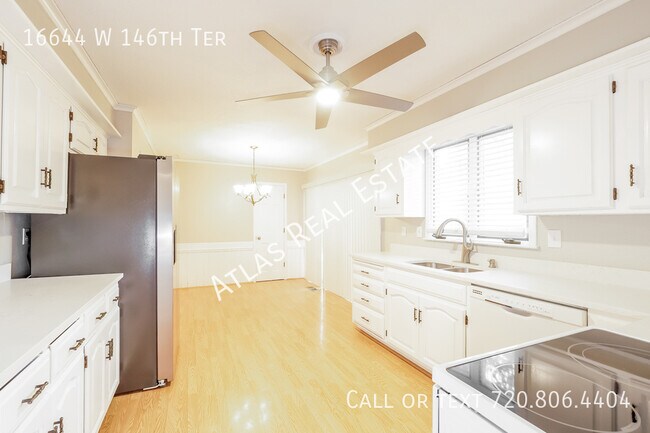 Foto del edificio - Exceptional home in Havencroft! 1.5 Story ...