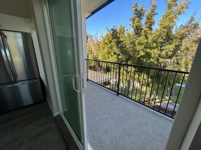 Foto del edificio - Newly Built 4 bed House! Prime Location