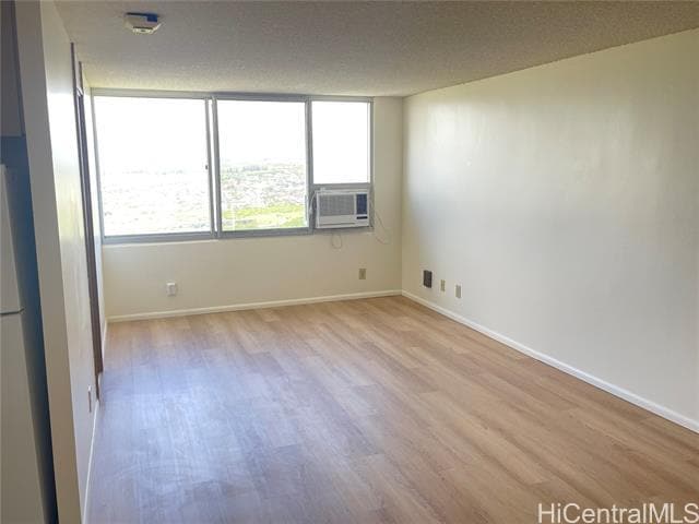 Building Photo - 1060 Kamehameha Hwy