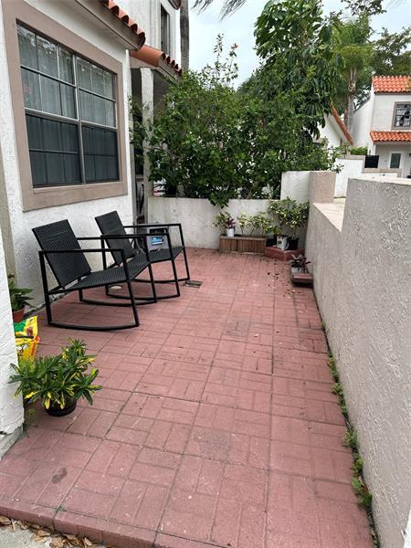 Foto del edificio - 9425 NW 42nd St