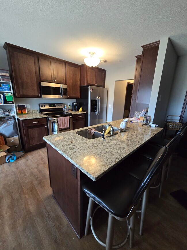 Foto del edificio - 685 Roberts Rd