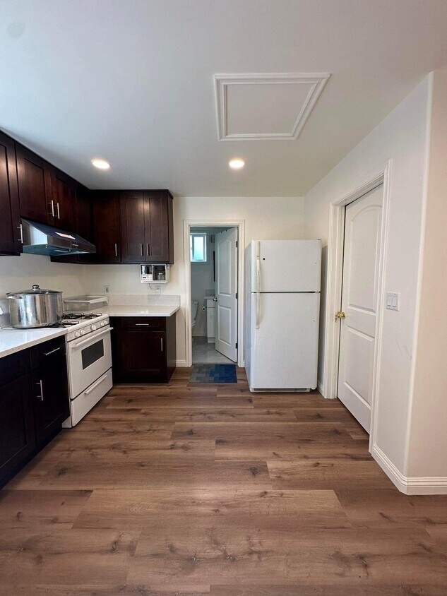 9421 Peach St, Cypress, CA 90630 House Rental in Cypress, CA