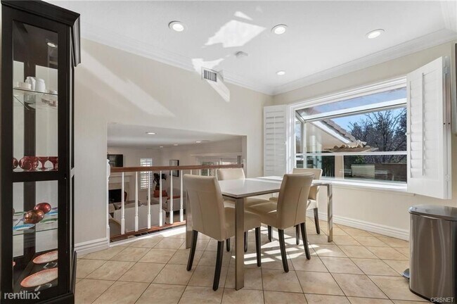 Foto del edificio - 4 br, 3 bath House - 23624 Elkwood St