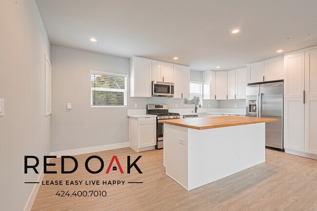 Foto del edificio - Outstanding Two Bedroom on the Top Floor w...