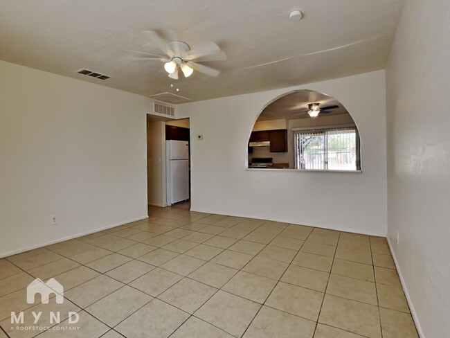 Foto del edificio - 15426 N Cactus Ln