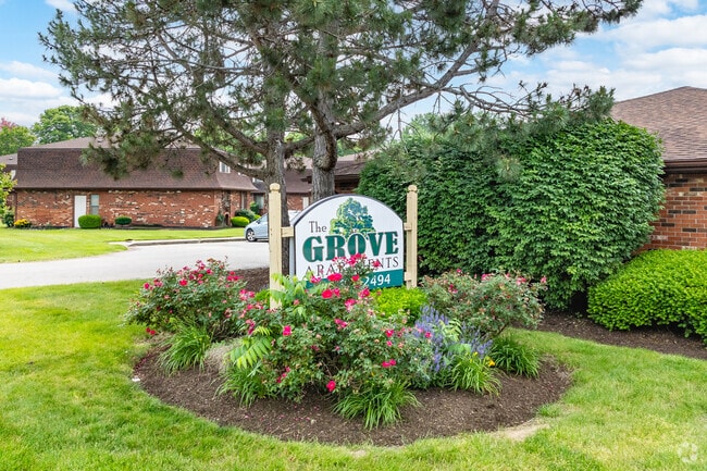 Foto del edificio - The Grove Apartments
