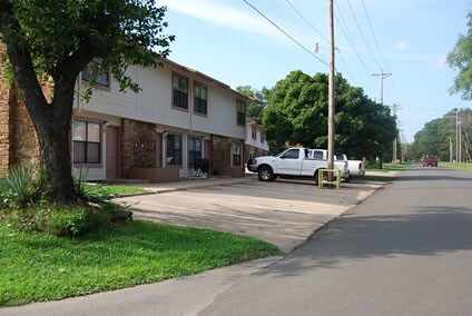 Foto del edificio - 905 Seminary Ave